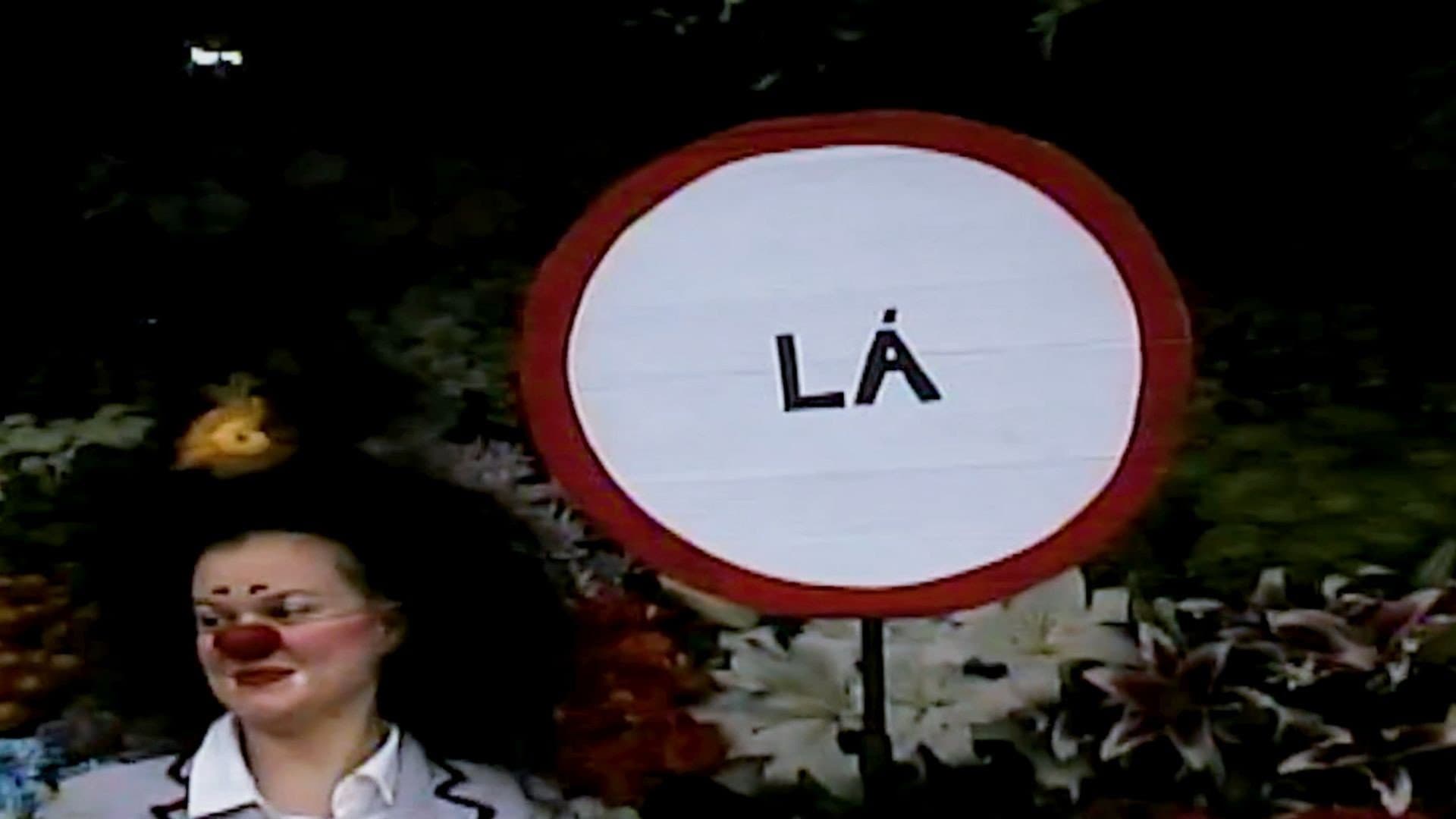 She is from LÁ
