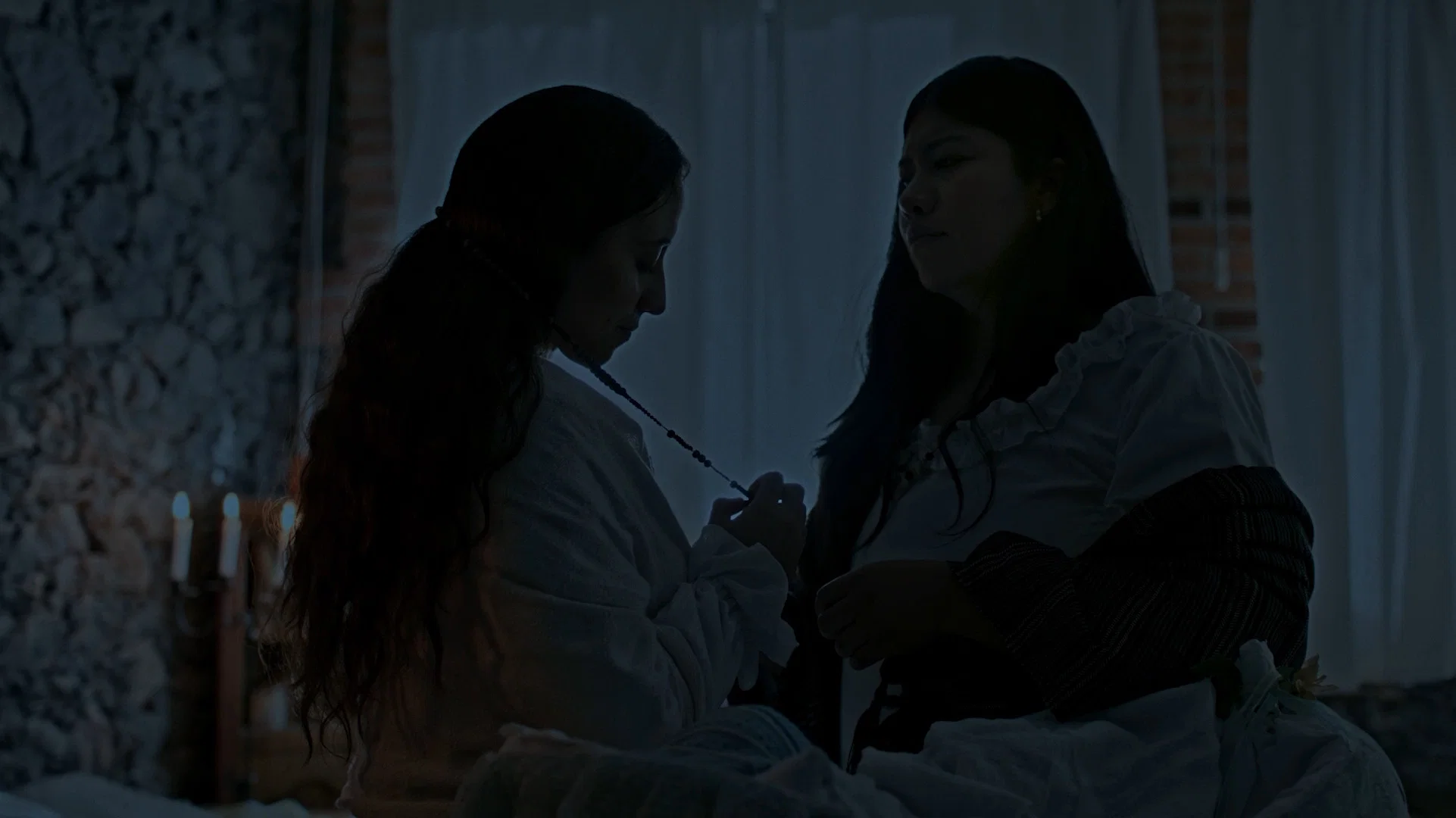 La Hermana y la Bruja
